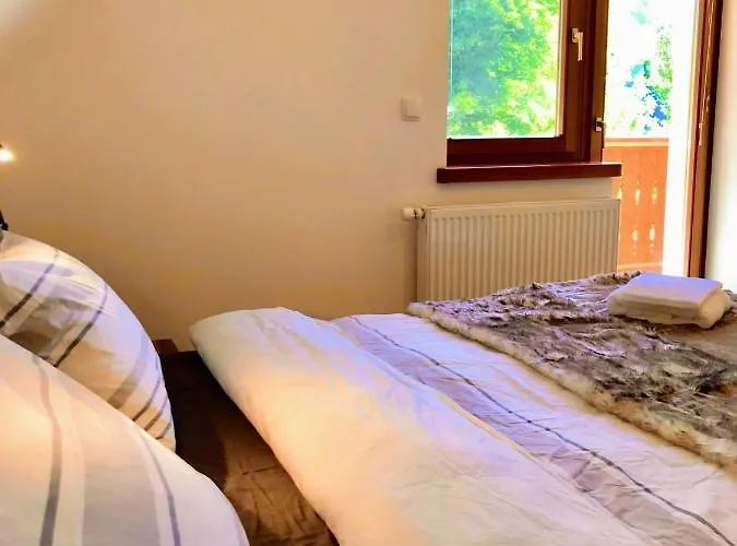 Apartamento Aurora, *