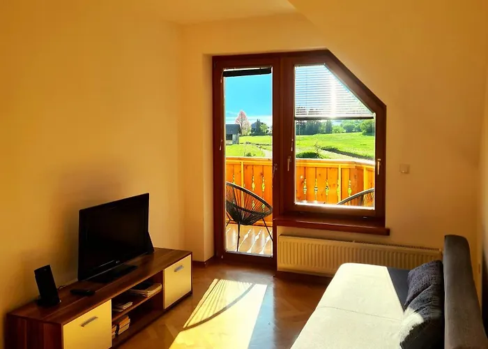 Aurora, Apartamento *